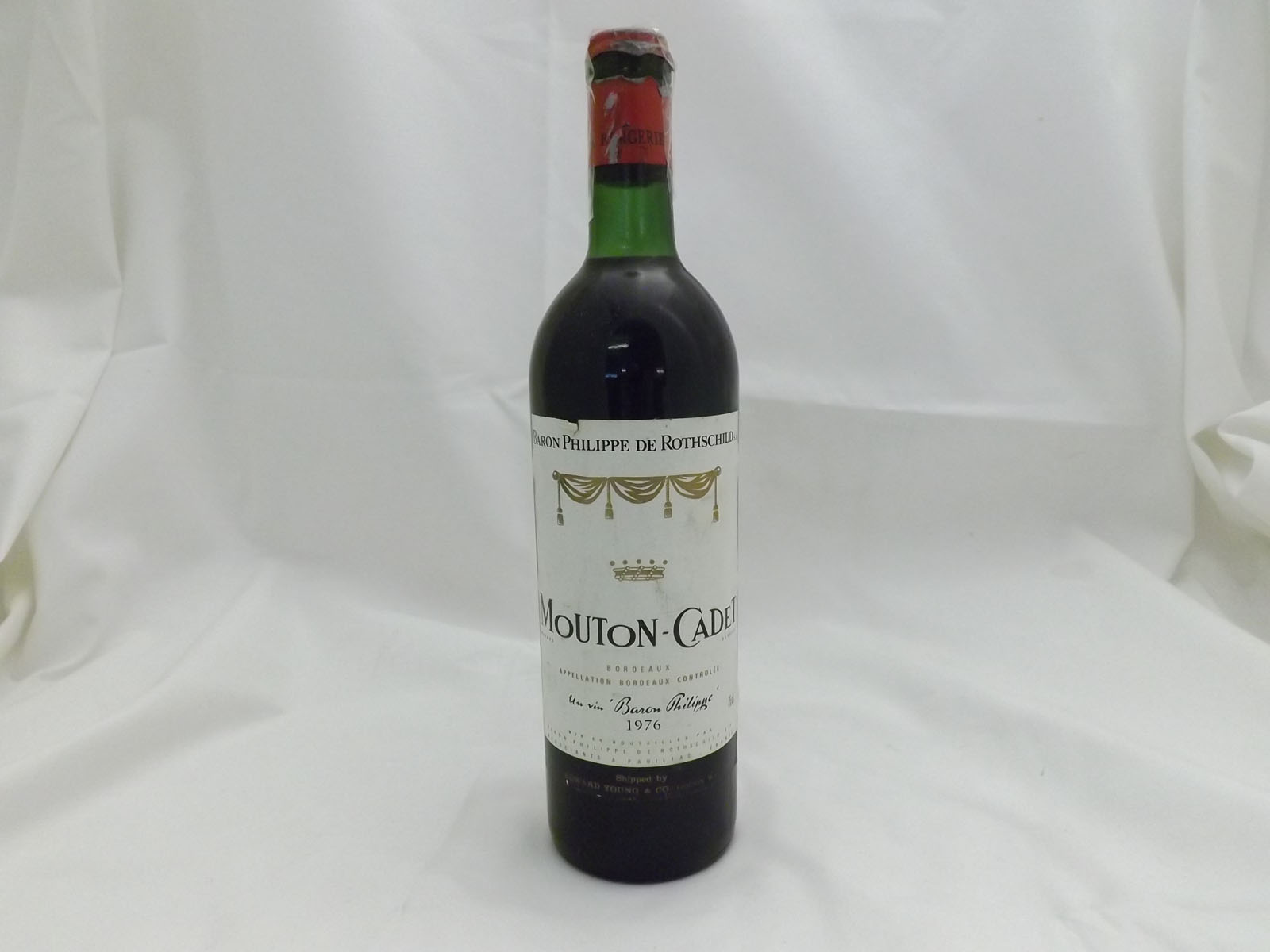 Single bottle Mouton-Cadet 1976