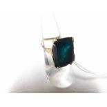 Mid-20th Century yellow metal ring set with a large emerald cut green stone, stamped 9ct (worn)