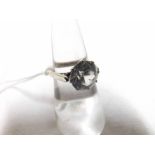 Early 20th Century 18ct Gold and Platinum solitaire white stone Ring, stone diameter 10mm