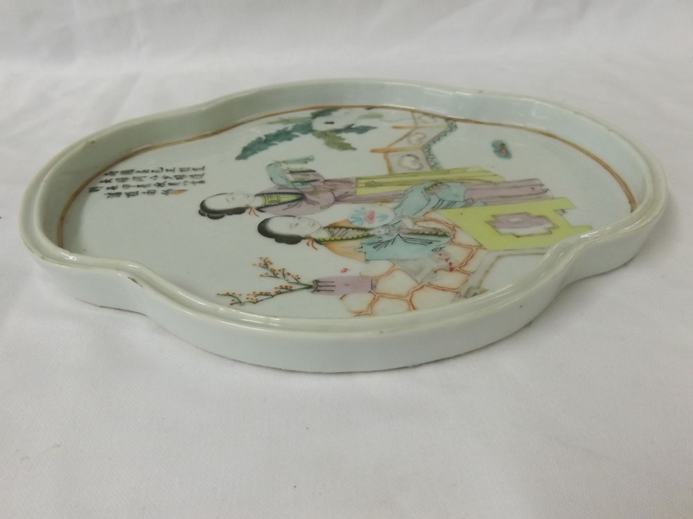 Chinese (probably Republic period) small oval dish, painted in colours with a scene of two ladies in - Image 3 of 5