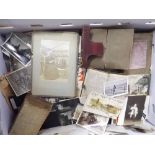 One box: Victorian photographs and ephemera etc