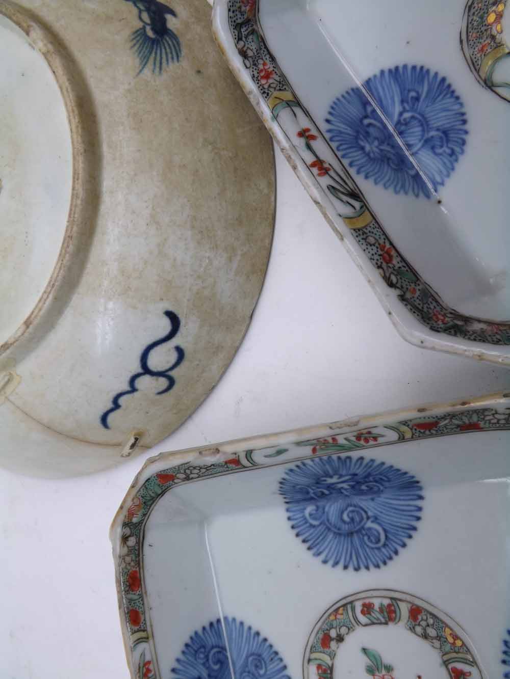 Pair of small 19th Century octagonal Chinese dishes decorated with various medallions and a floral - Image 4 of 4