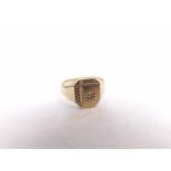 Gent’s large hallmarked 9ct Gold Signet Ring with engraved decoration and small Diamond inset,