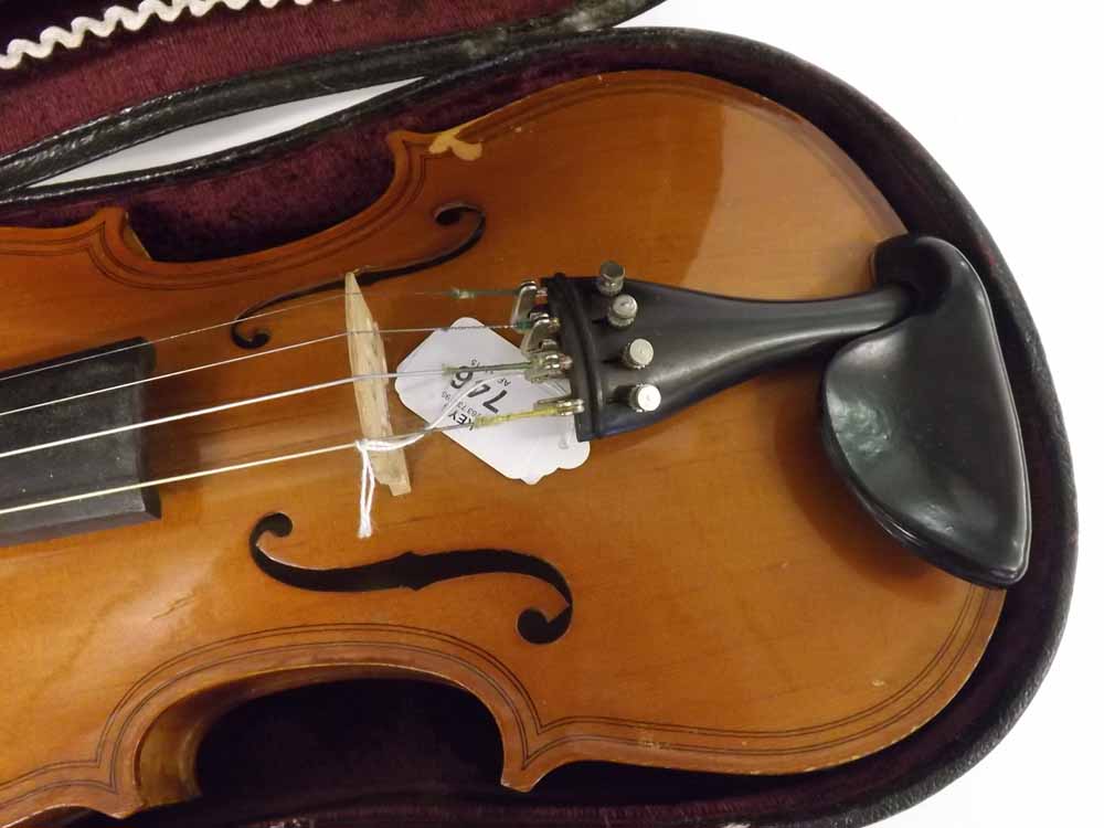 An early 20th Century unnamed Violin, double purfling sides, two-piece back, in pale varnish finish, - Image 2 of 15