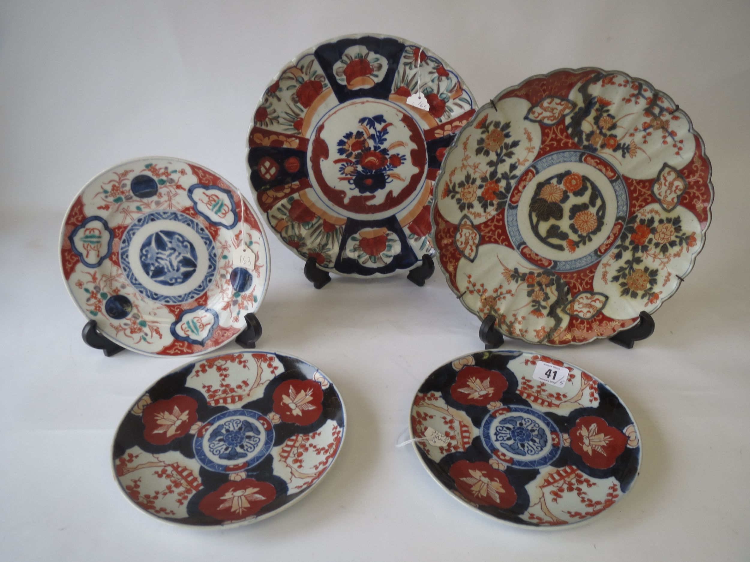 3 Imari plates and a pair, and small C19th Chinese black and white bowl and cover 8cmH Condition: