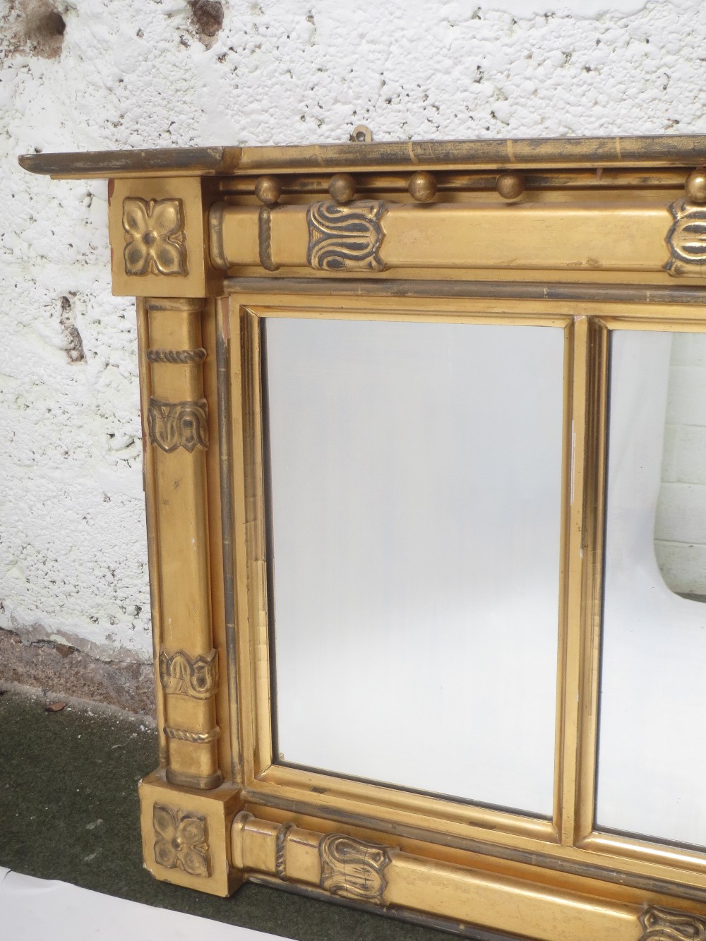 Good quality giltwood over mantel mirror with three sections flanked by columns and finials and on - Image 3 of 3