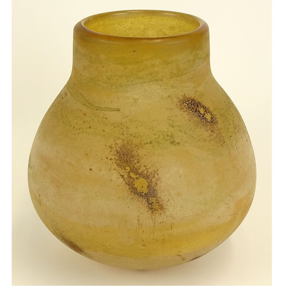 Vintage "scavo" Murano vase by Seguso Vetri d'Arte. Original Clear Label. Good Condition. Measures