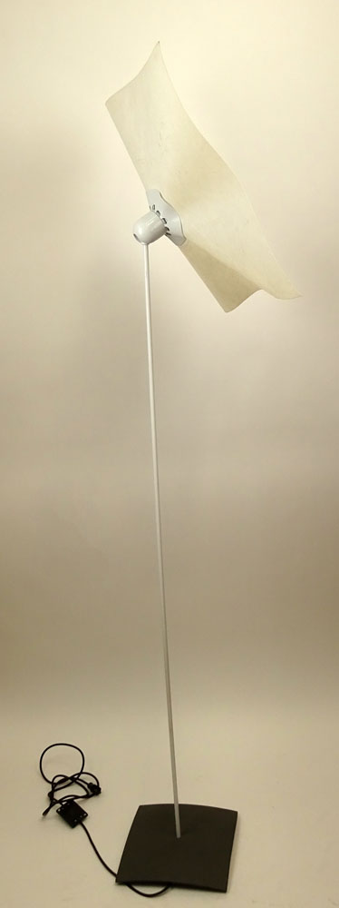 1970's Vintage Mario Bellini "Area" Floor Lamp. Consists of a powder coated gray metal base, with - Image 3 of 6