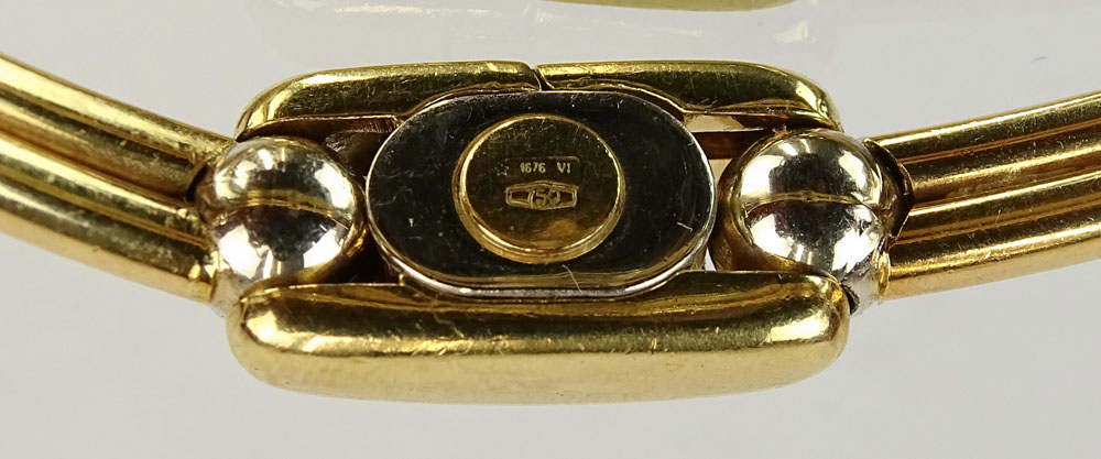 Vintage 18 Karat Yellow Gold Sauro Bangle Bracelet. Signed. Good condition. Measures 3/8 inch - Image 3 of 3