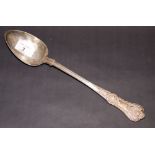 Elizabeth Eaton, a large hallmarked silver basting spoon, in King's pattern. London assay