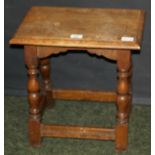 Early oak joynt stool