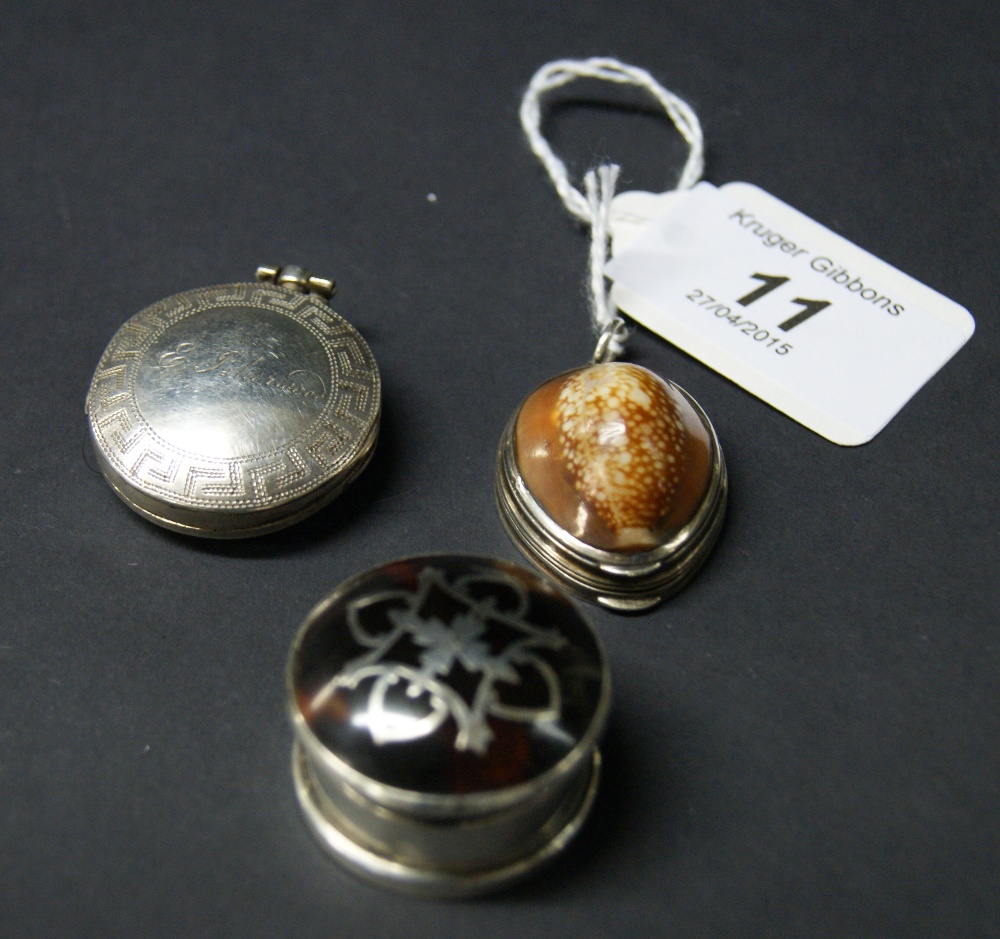 Georgian silver locket, - Image 2 of 2