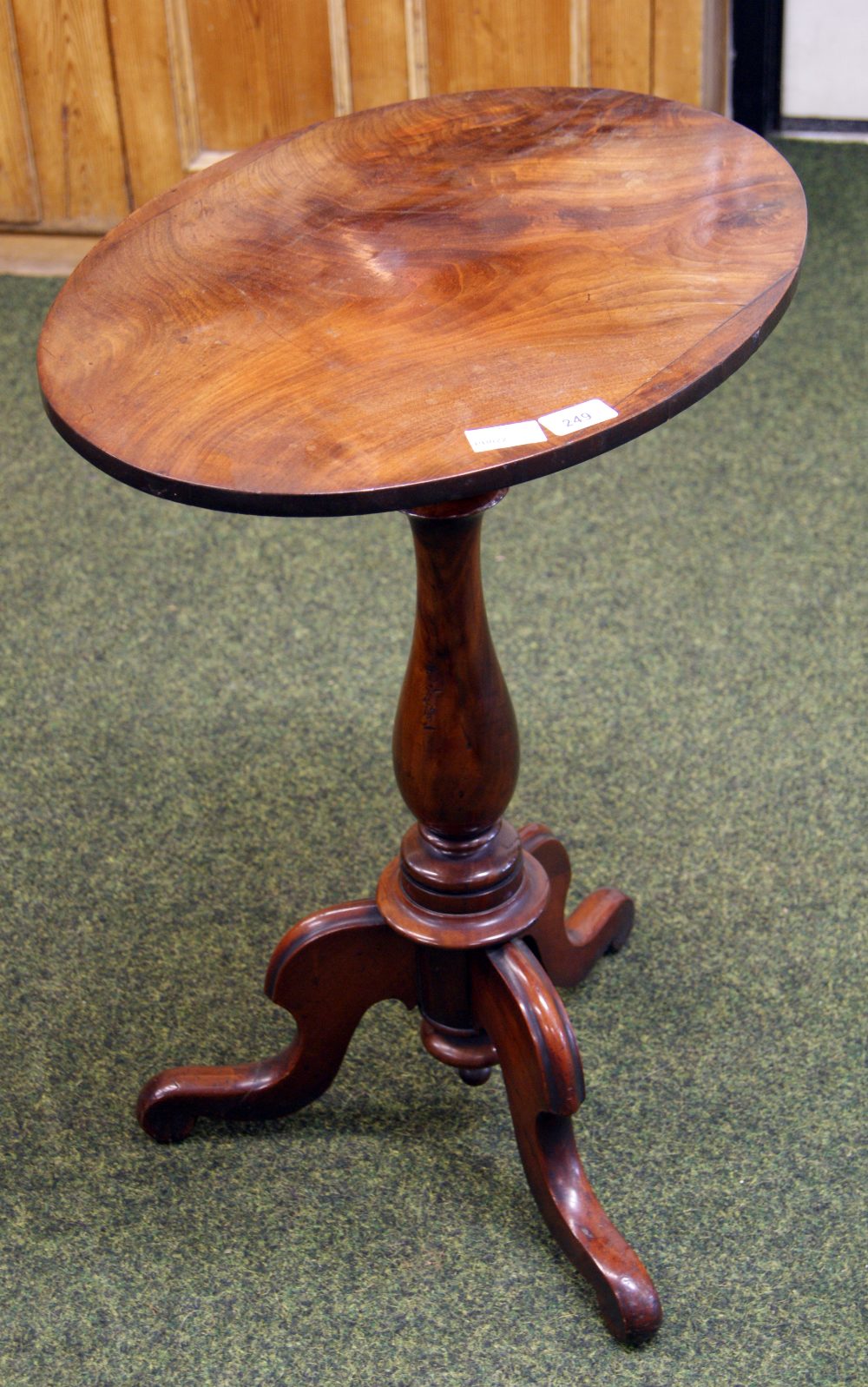 Georgian mahogany tripod lamp table