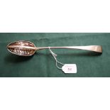 George III hallmarked silver sifting spoon, William Seaman, 1813 London assay (310mm 74g)