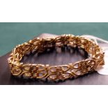 A 15ct yellow gold link bracelet (20g) CONDITION REPORT; Good overall condition with no sign of