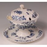 A Lowestoft porcelain pedestal rice bowl and cover on stand, circa 1775-80, the pierced and domed