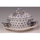 A Lowestoft porcelain chestnut basket and cover on stand, circa 1775-1885, underglaze blue decorated