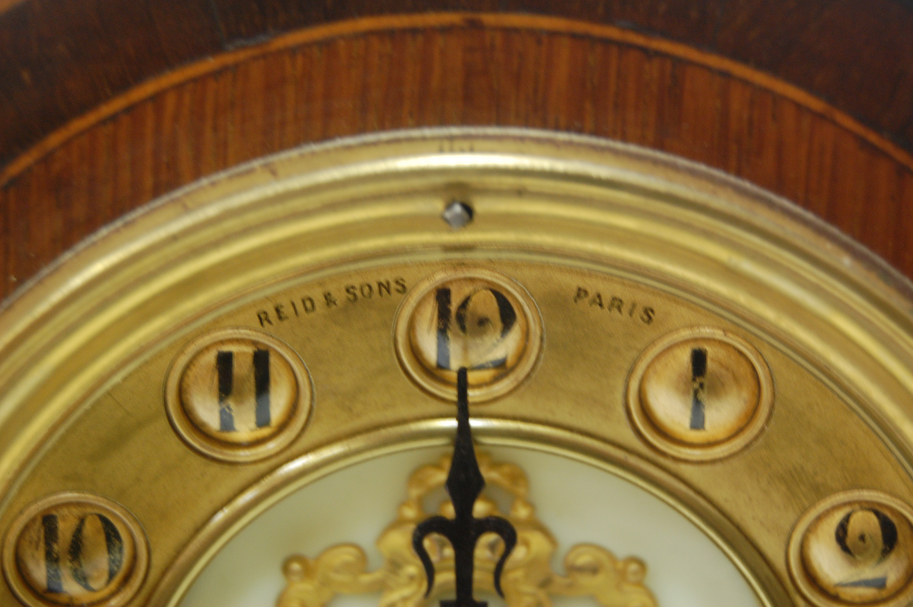 An Edwardian oak cased rosewood cross banded and satinwood inlaid balloon shaped mantel clock having - Image 8 of 9