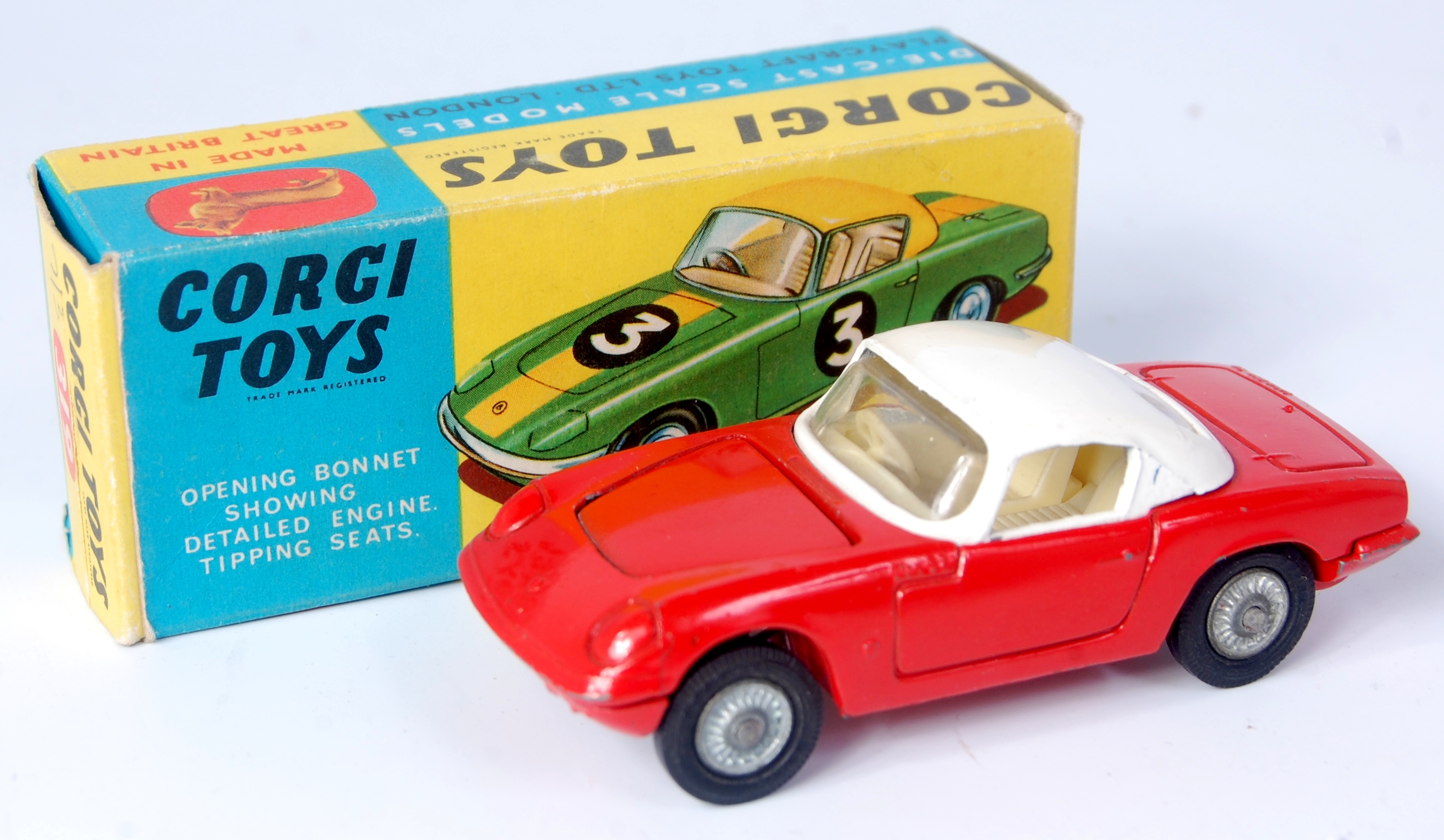 Corgi, 319 Lotus Elan Coupe, with detachable chassis, red body, white top, cast hubs, with club