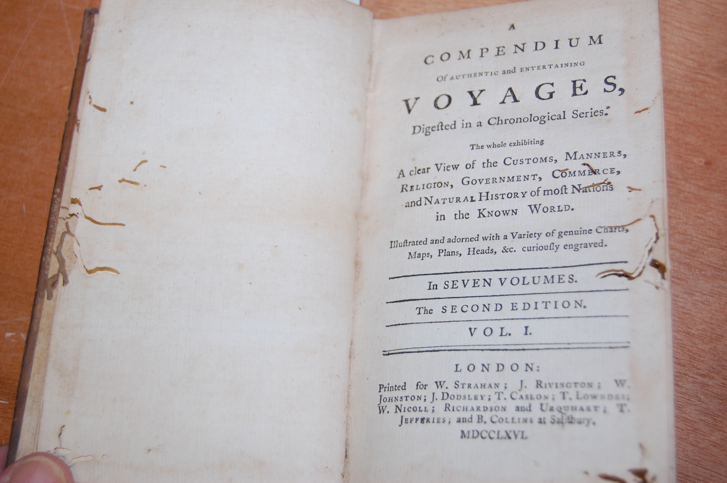 DODSLEY Robert, A Compendium of Authentic and Entertaining Voyages, 1766 2nd edition, 7 vols, - Image 10 of 23