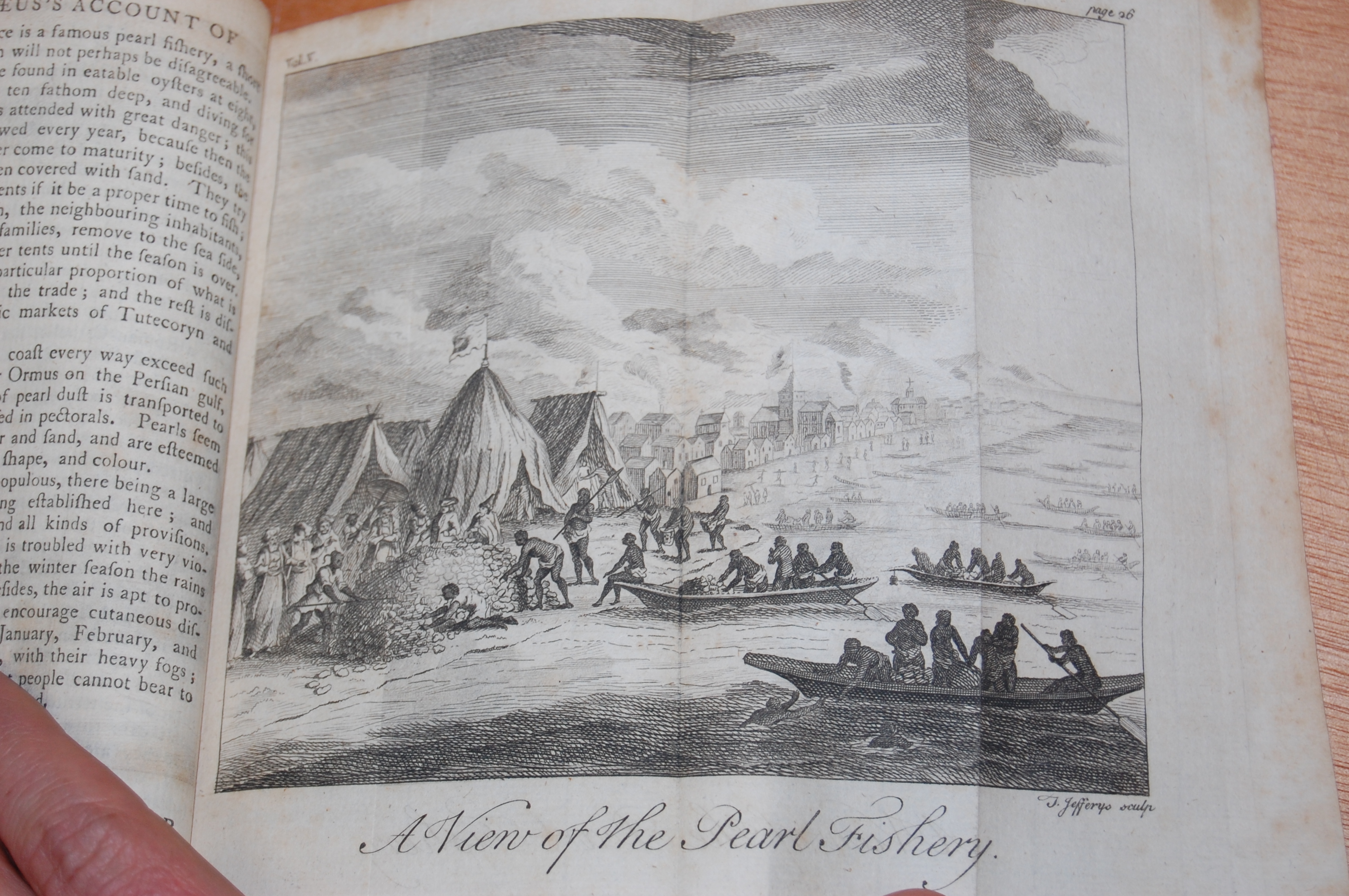 DODSLEY Robert, A Compendium of Authentic and Entertaining Voyages, 1766 2nd edition, 7 vols, - Image 16 of 23