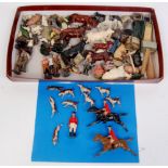 Tray of mixed mainly Britains Lead and Hollowcast farming and hunting figures,