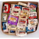 Approximately 100 assorted modern issue diecast, mixed manufacturers including Lledo,