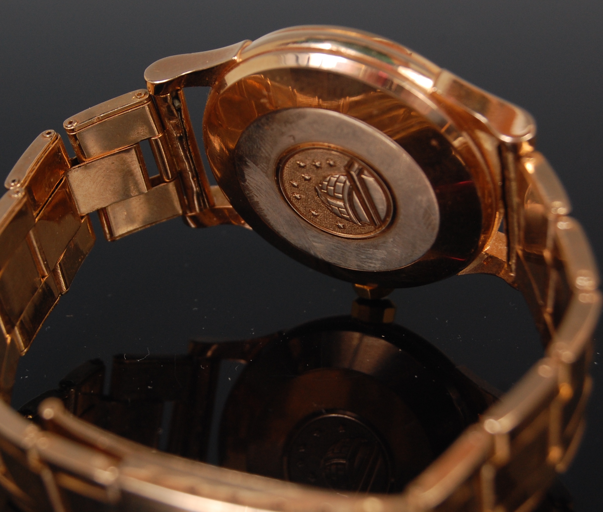 A gents 18ct rose gold Omega Constellation chronometer bracelet watch, having signed champagne - Image 3 of 3
