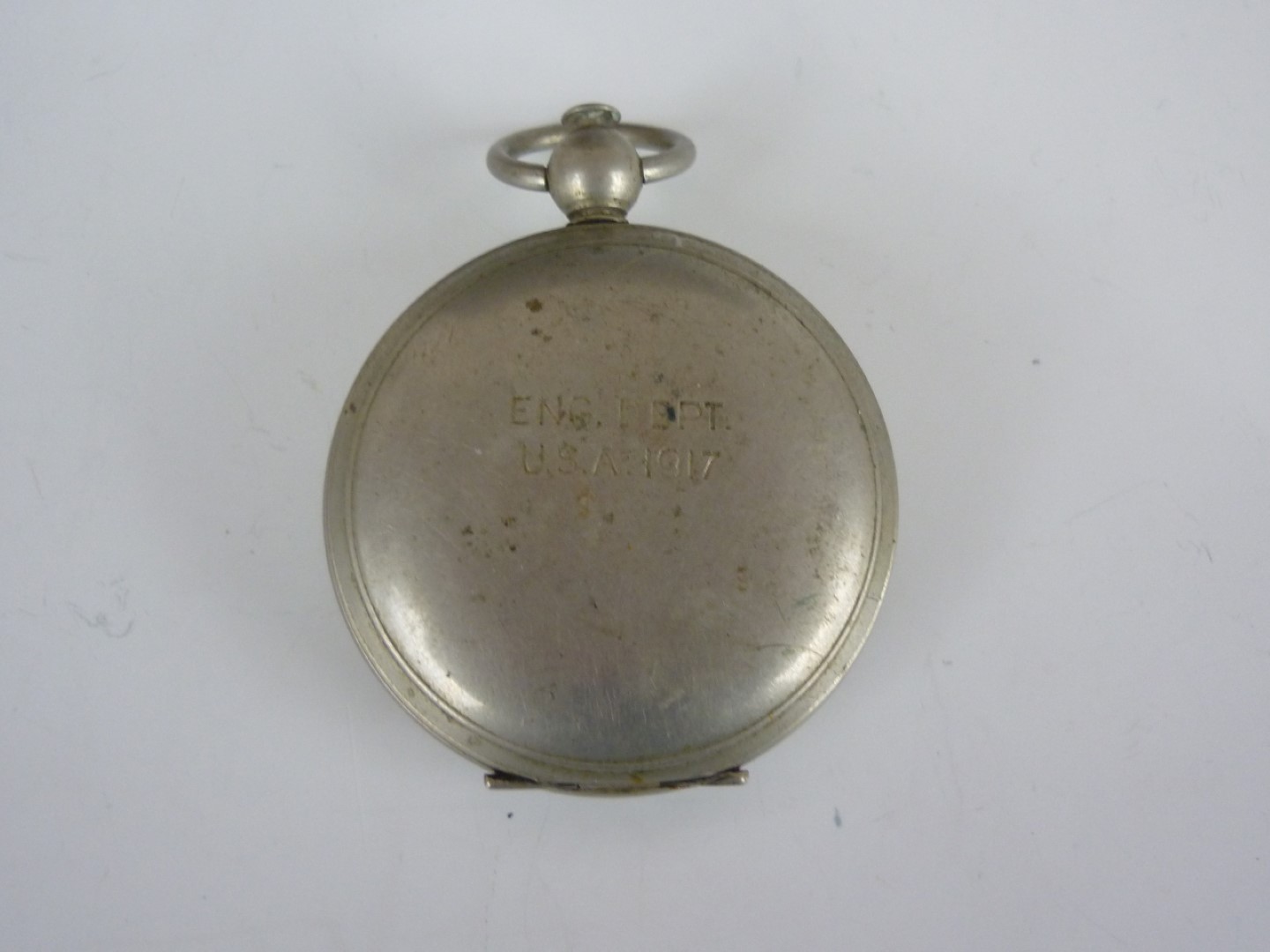 A First World War US Army issue pocket compass - Image 2 of 2