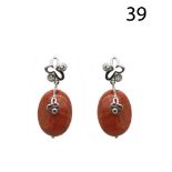 White gold, diamonds and coral earrings