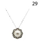 White gold, diamonds and pearl pendant