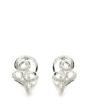 White gold and diamonds earringsPendientes calados en oro blanco con roleos de brillantes. Peso