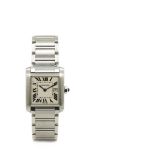 Cartier Tank steel wristwatch Reloj Cartier Tank de pulsera para señora. En acero. Calendario a