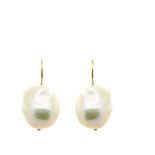 Gold and cultured pearls earrings Pendientes de perlas cultivadas barrocas de 15-16 mm. con cierre