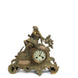 Bronze table clock. Reloj de sobremesa en bronce, segundo cuarto del s.XX. Caja coronada por