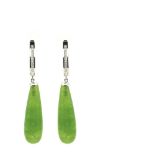 White gold, diamonds and green quartz earrings Pendientes media criolla en oro blanco con