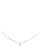 Gargantilla en oro blanco con centro de brillante. Peso brillante: 0,15 ct. Long.: 38 cm.   White