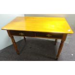 Mahogany hall table with1 drop leaf