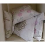 Lot of 4x cushions (pink)