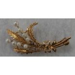 9ct diamond and pearl brooch