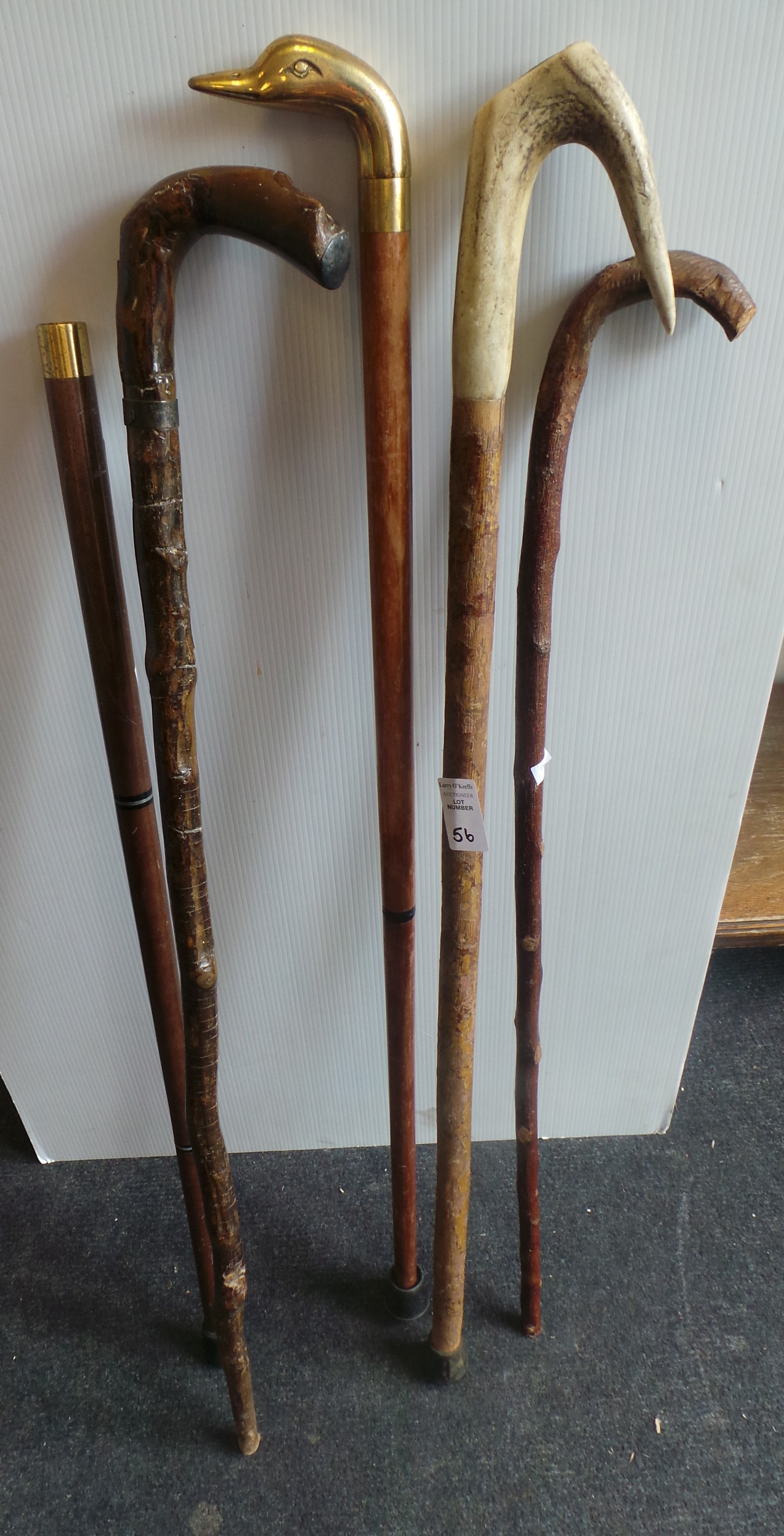 Assorted lot of 5x walking sticks (top missing from one)