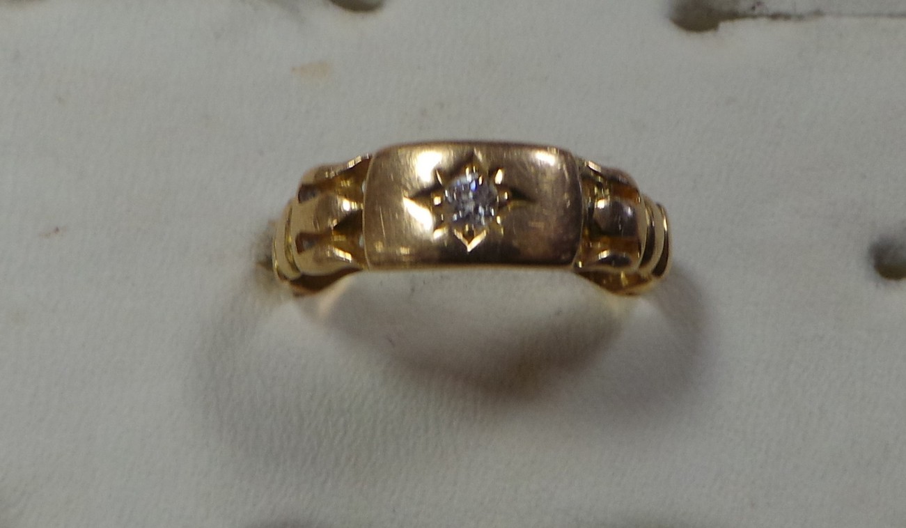 18ct Victorian diamond solitaire ring