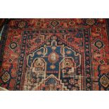 Hamadan rug with lobed medallion design