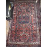 Small Shiraz rug with single pole medall