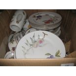 Quantity of Royal Worcester Evesham pattern oven to tableware