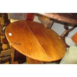 18th Century fruitwood pedestal table,