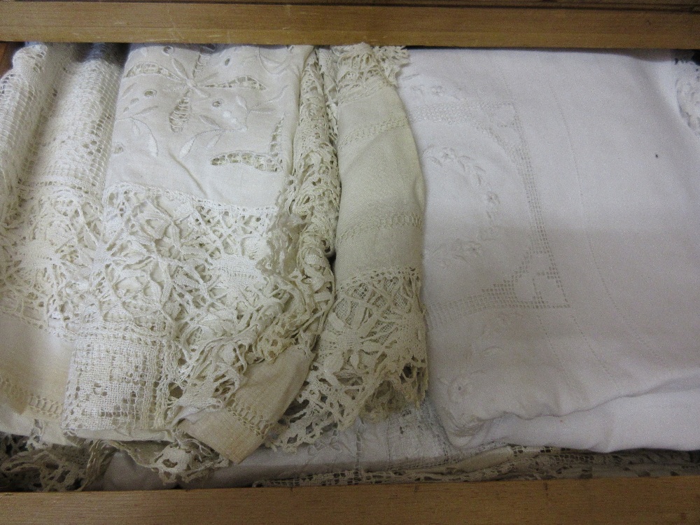 Quantity of various embroidered and crochet table linen