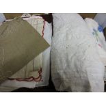 Quantity of various linens