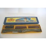 HORNBY DUBLO TRAIN SET EDP10 0-6-2 Tank Train Set, including a locomotive and 2 coaches, and track.