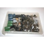 HORNBY 0 GAUGE a box containing a variety of 0 gauge accessories, including couplings, part